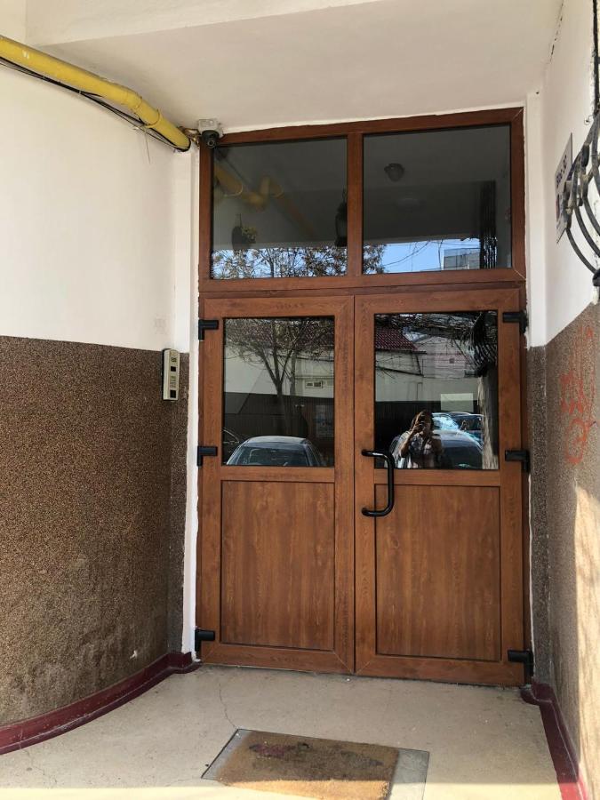 Center Loft Lägenhet Buzău Exteriör bild