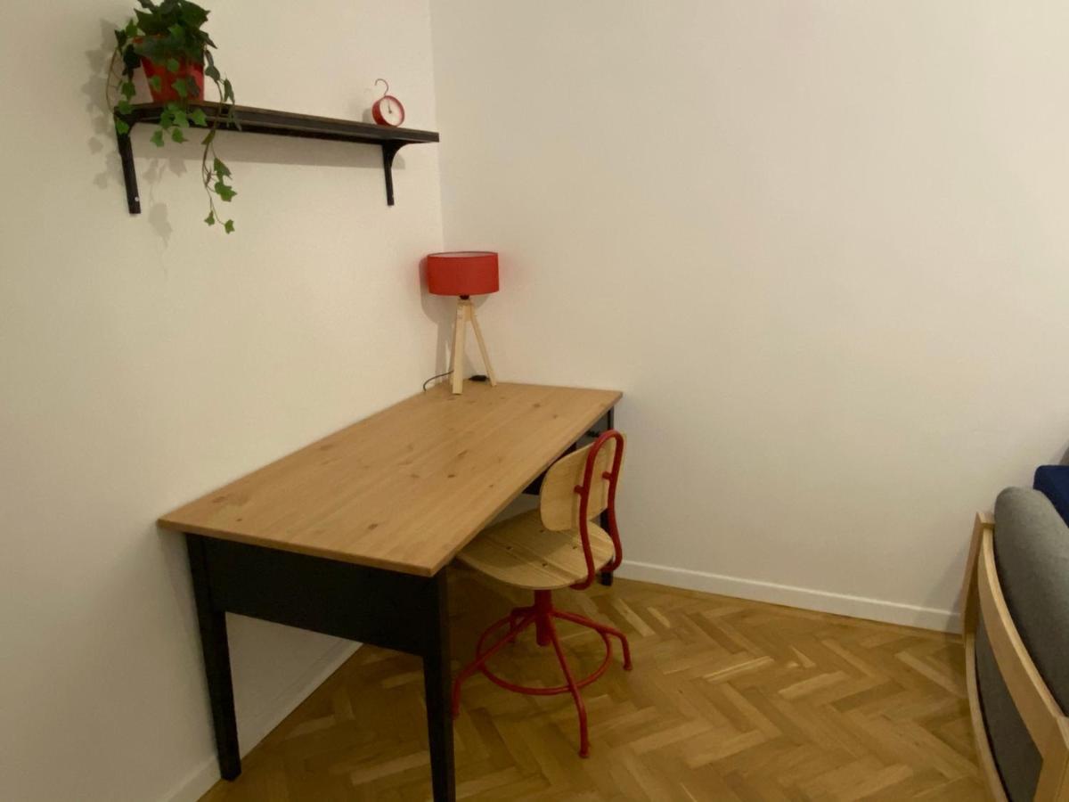 Center Loft Lägenhet Buzău Exteriör bild